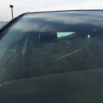 6 Tips To Stop Your Cracked Windscreen Getting Worse